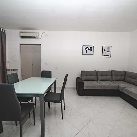 Napoli Casalnuovo Apartment
